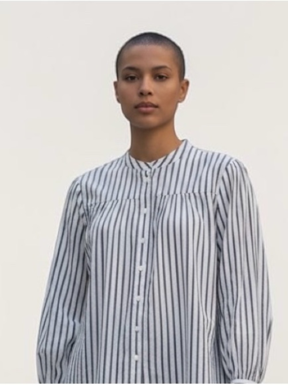 Tommy Hilfiger White Shirt w/ Black Vertical Stripes/ Elastic Sleeves -  NWT